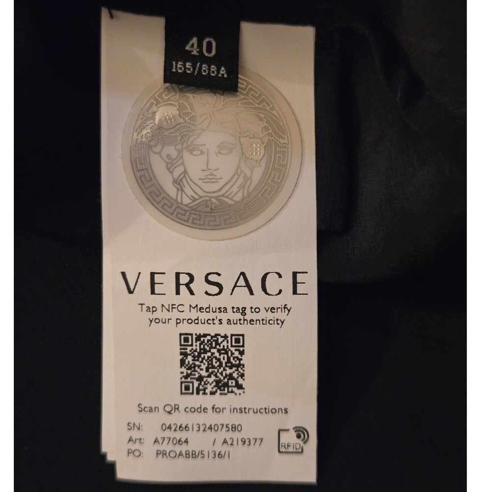 Versace Black Greek Key Medusa Button Up Shirt SilkBlend Style A77064 Sz 40/US 4 - Picture 7 of 10